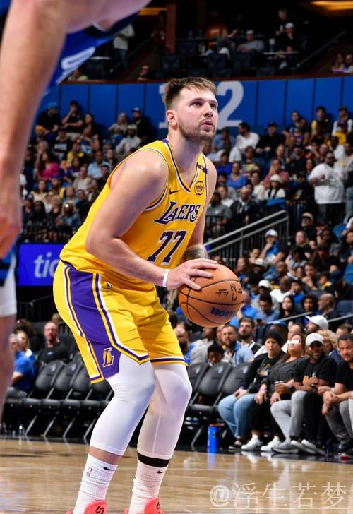 3月30日常规赛:湖人迎战灰熊,东契奇精彩表现集锦 3月30日常规赛:湖人迎战灰熊,东契奇精彩表现集锦